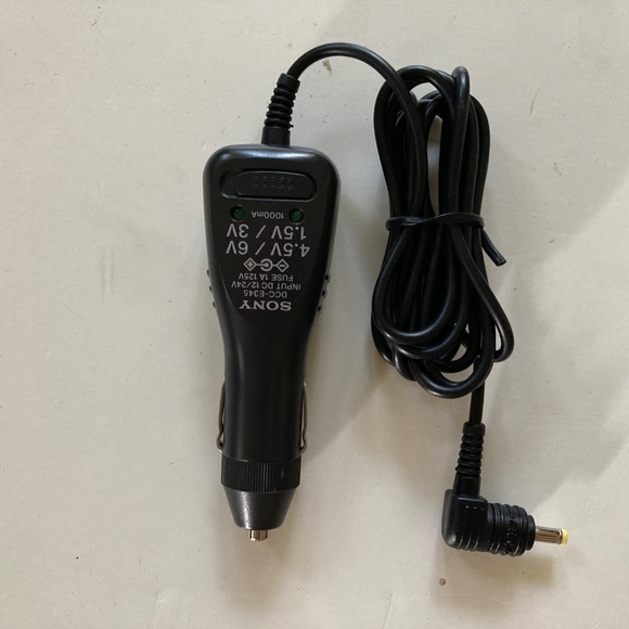 SONY Car Battery Cord with Car Cassette Adaptor DCC-EC34CP/Excellent Pre-Owned! - Picture 2 of 3